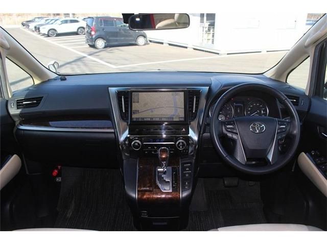 TOYOTA ALPHARD 2018 Image 31