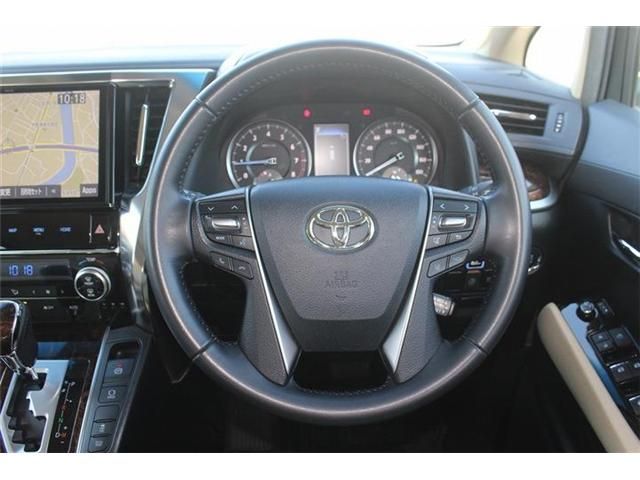 TOYOTA ALPHARD 2018 Image 31