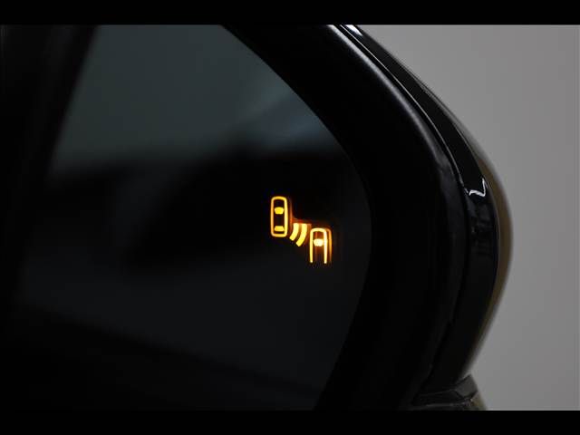 TOYOTA PRIUS 2016 Image 31