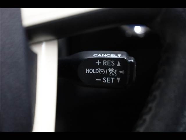 TOYOTA PRIUS 2016 Image 31