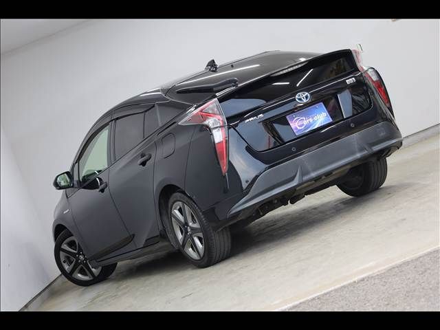 TOYOTA PRIUS 2016 Image 31