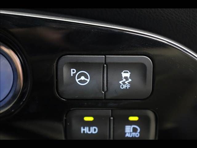 TOYOTA PRIUS 2016 Image 31