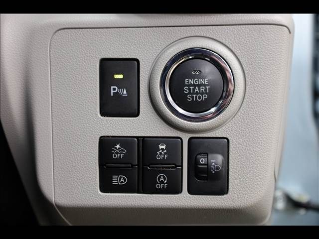 DAIHATSU MIRA E:S 2017 Image 31