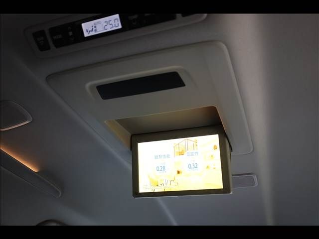 TOYOTA VELLFIRE 2010 Image 31