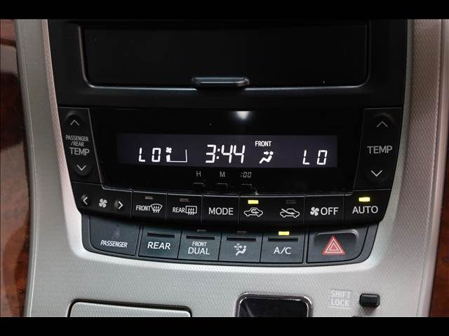 TOYOTA VELLFIRE 2011 Image 31