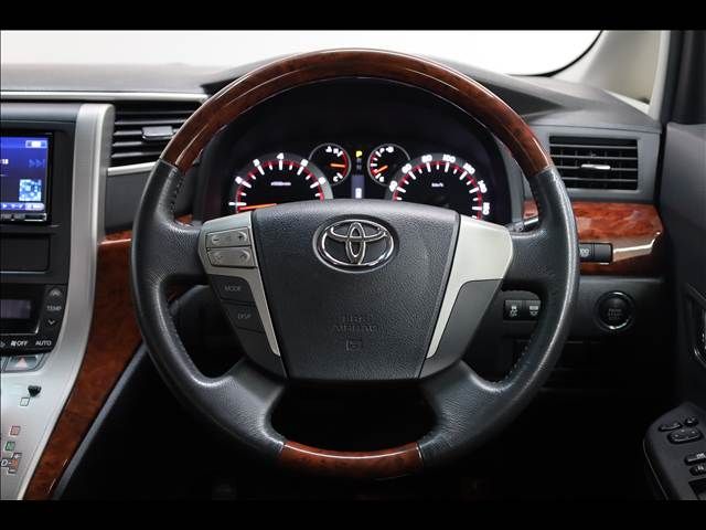 TOYOTA VELLFIRE 2011 Image 31