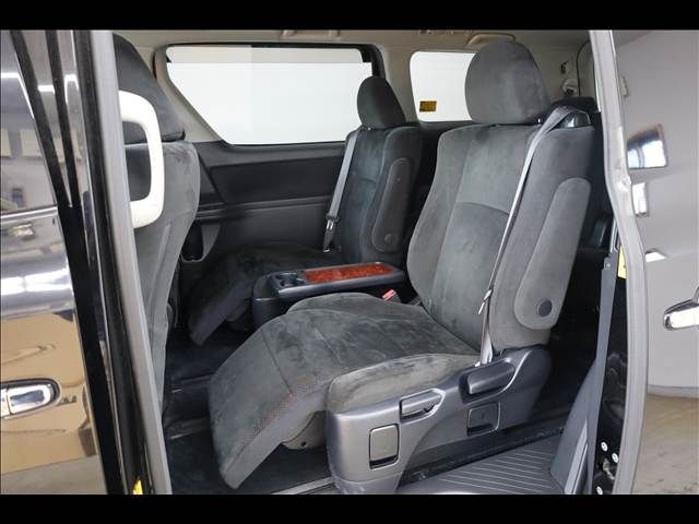 TOYOTA VELLFIRE 2011 Image 31