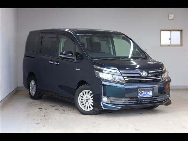 TOYOTA VOXY HYBRID 2014 Image 31