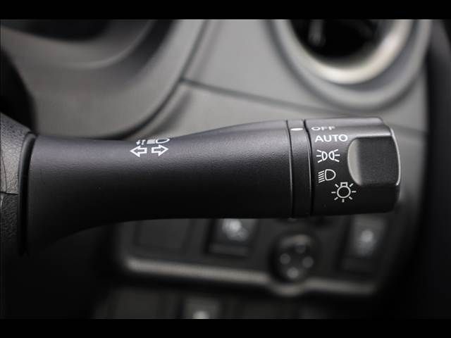 NISSAN NOTE 2019 Image 31