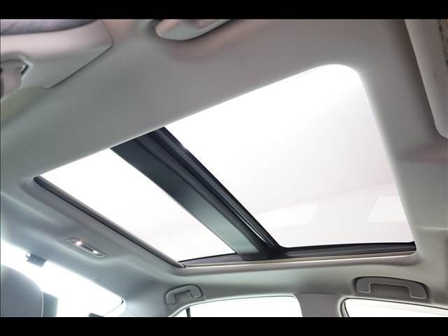 TOYOTA CAMRY HYBRID 2017 Image 31