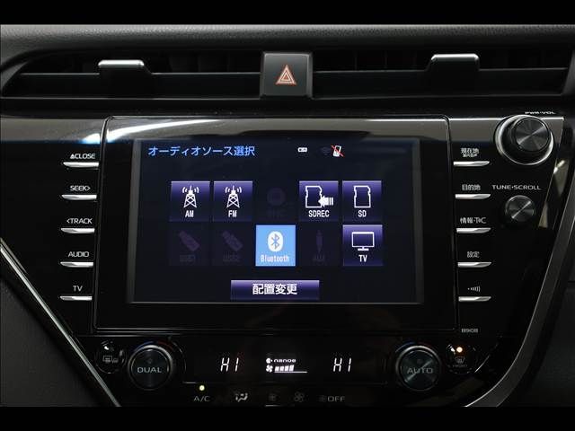 TOYOTA CAMRY HYBRID 2017 Image 31