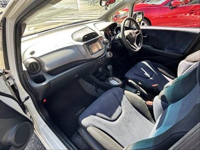 HONDA FIT 2011 Image 31