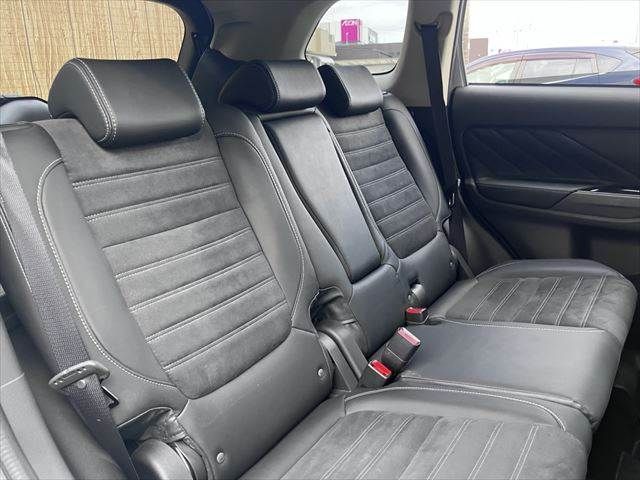 MITSUBISHI OUTLANDER PHEV 2015 Image 31