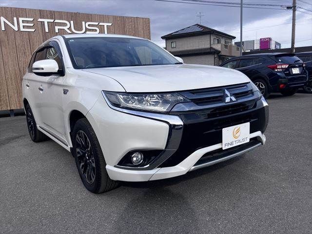 MITSUBISHI OUTLANDER PHEV 2015 Image 31