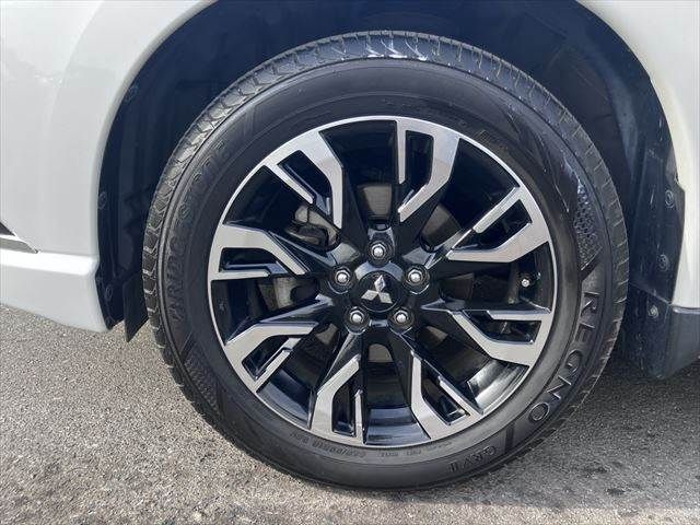 MITSUBISHI OUTLANDER PHEV 2015 Image 31