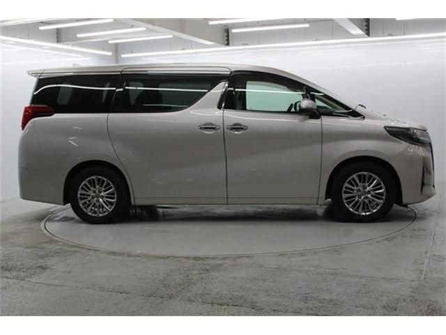 TOYOTA ALPHARD 2018 Image 31