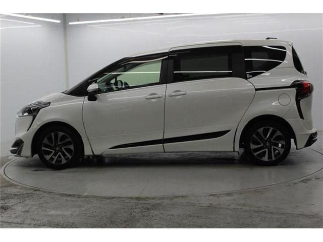 TOYOTA SIENTA HYBRID 2020 Image 31