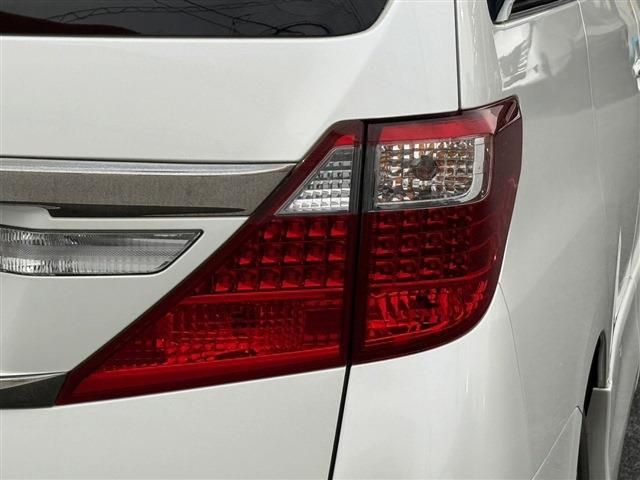 TOYOTA ALPHARD 2012 Image 31