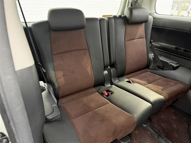 TOYOTA ALPHARD 2012 Image 31
