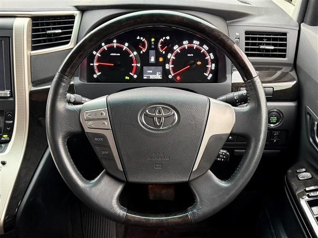 TOYOTA ALPHARD 2012 Image 31