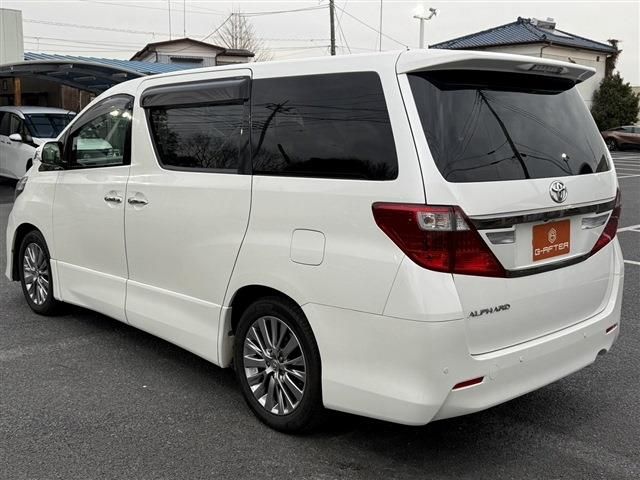 TOYOTA ALPHARD 2012 Image 31