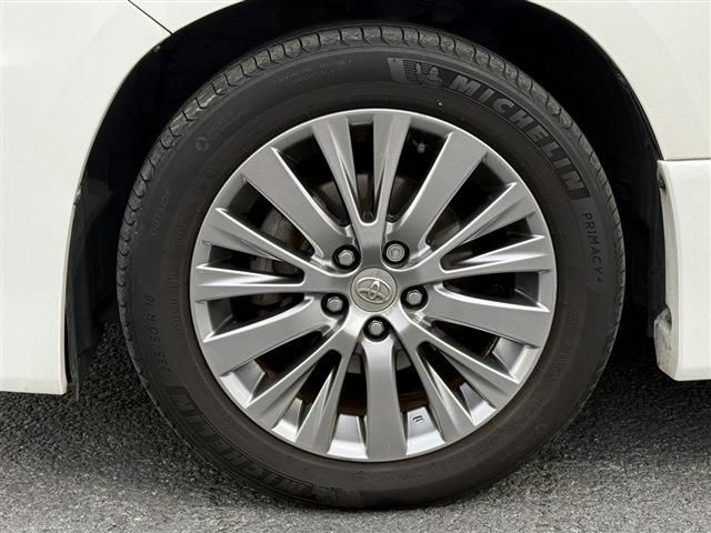 TOYOTA ALPHARD 2012 Image 31