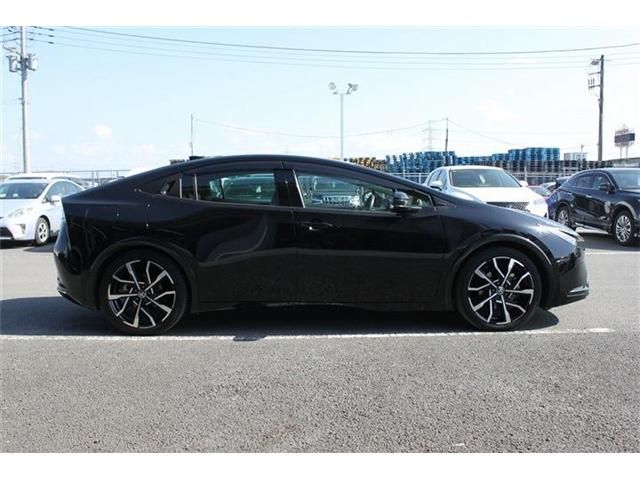 TOYOTA PRIUS PHV 2023 Image 31