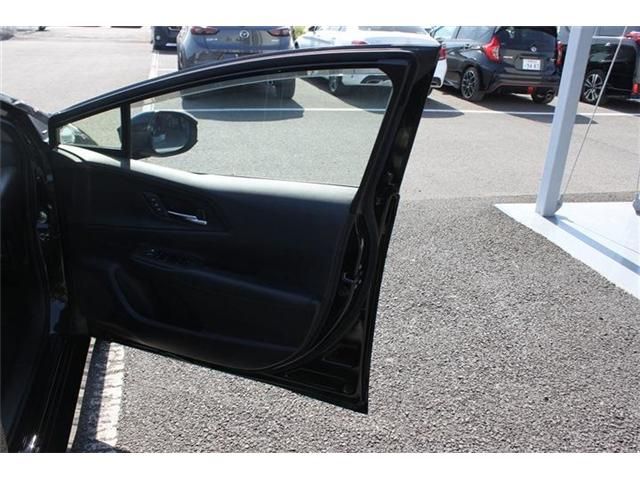 TOYOTA PRIUS PHV 2023 Image 31