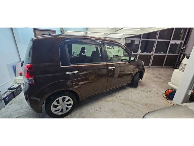 TOYOTA PORTE 2013 Image 31