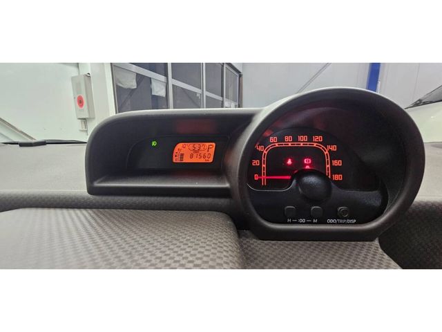 TOYOTA PORTE 2013 Image 31