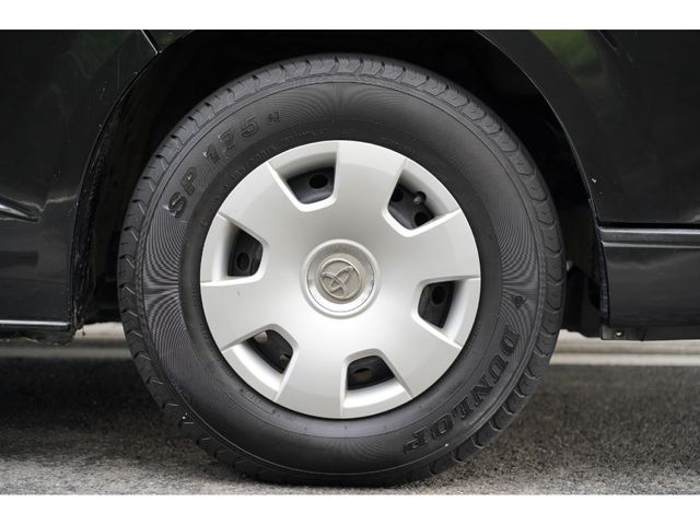 TOYOTA REGIUSACE VAN 2WD 2012 Image 31