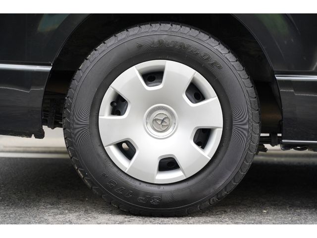 TOYOTA REGIUSACE VAN 2WD 2012 Image 31