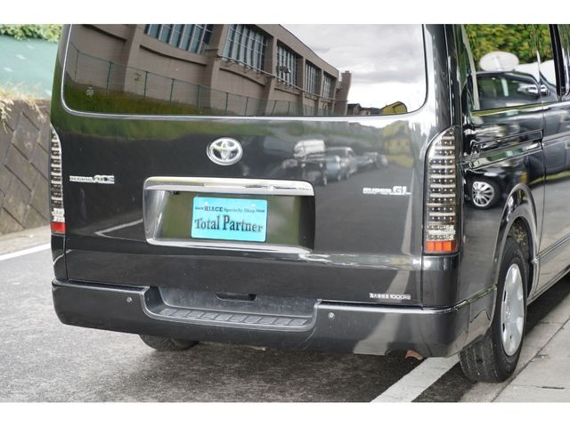 TOYOTA REGIUSACE VAN 2WD 2012 Image 31