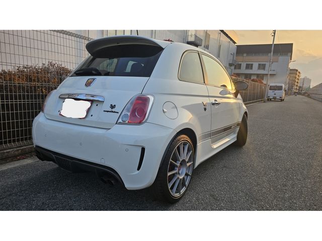 FIAT ABARTH 595 2013 Image 31