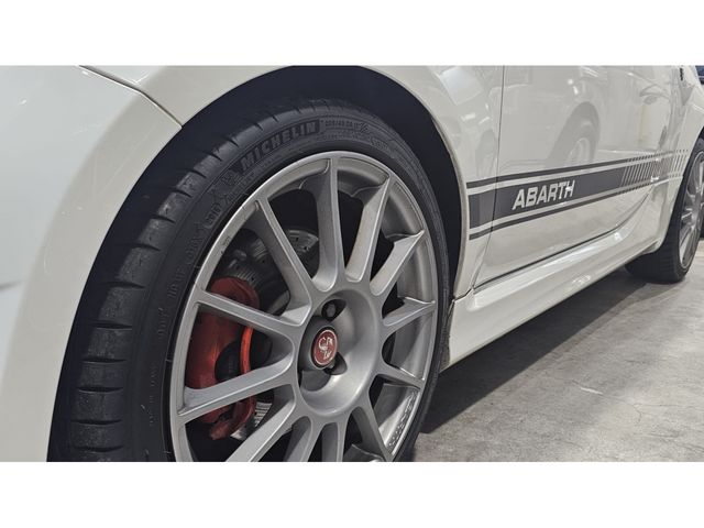 FIAT ABARTH 595 2013 Image 31