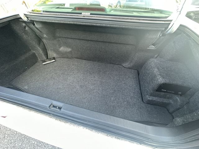 TOYOTA CROWN MAJESTA 1998 Image 31