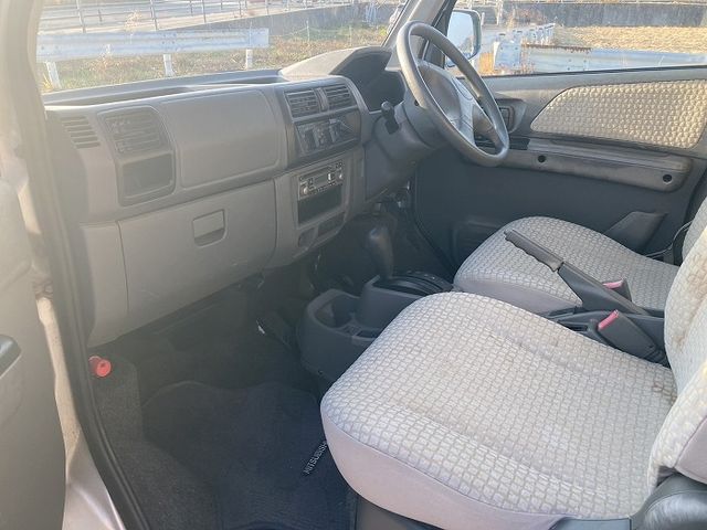 MITSUBISHI TOWNBOX 2002 Image 31