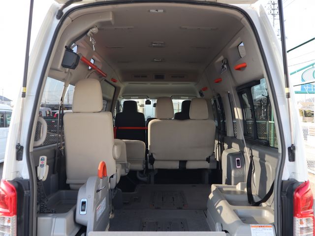 NISSAN NV350 CARAVAN 2019 Image 31