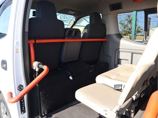 NISSAN NV350 CARAVAN 2019 Image 31