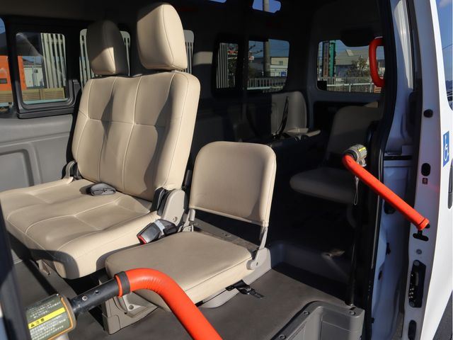 NISSAN NV350 CARAVAN 2019 Image 31