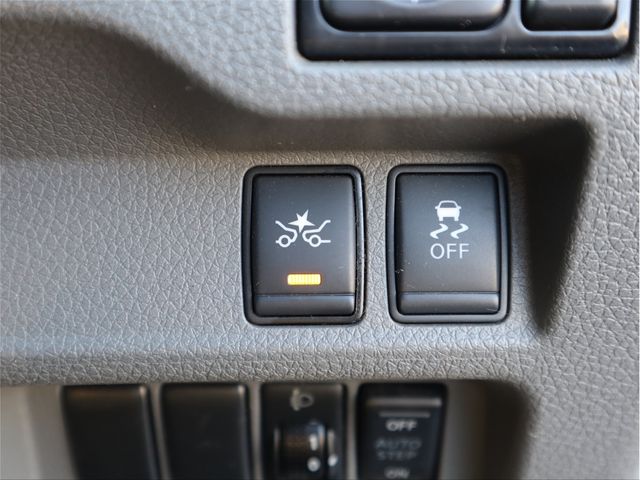 NISSAN NV350 CARAVAN 2019 Image 31