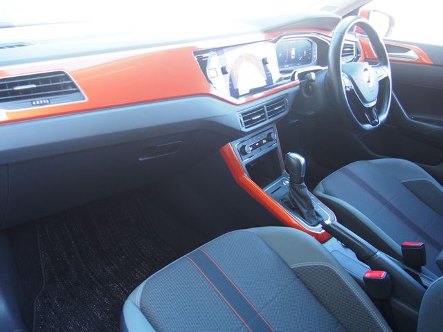 VOLKSWAGEN POLO 2021 Image 31