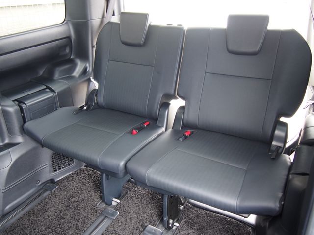 TOYOTA ESQUIRE 4WD 2016 Image 31