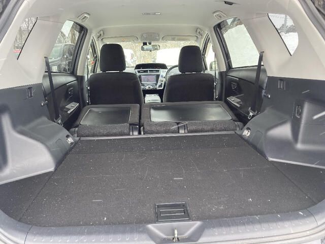 TOYOTA PRIUS ALPHA 2015 Image 31