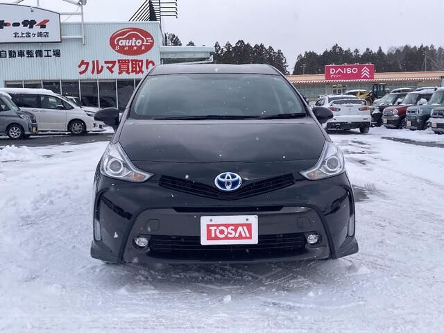 TOYOTA PRIUS ALPHA 2015 Image 31