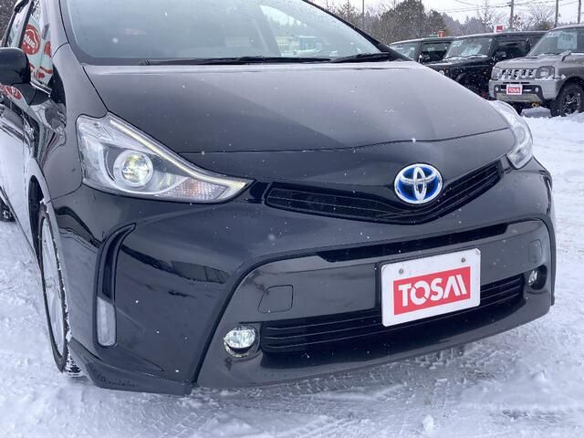 TOYOTA PRIUS ALPHA 2015 Image 31