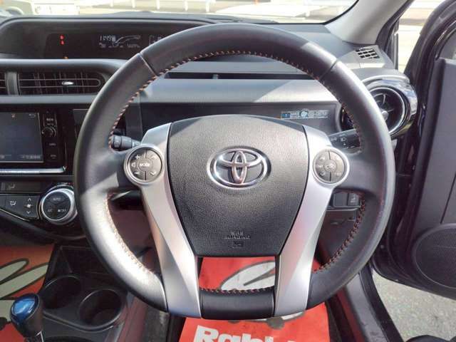 TOYOTA AQUA 2015 Image 31