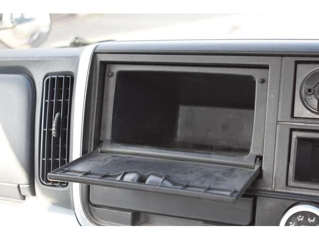 MITSUBISHI CANTER 2016 Image 31