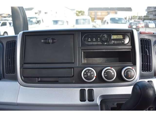 MITSUBISHI CANTER 2016 Image 31