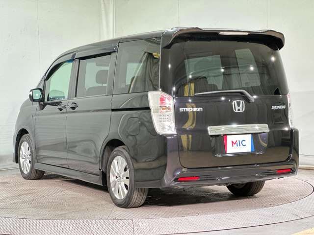 HONDA STEPWAGON SPADA 2010 Image 31